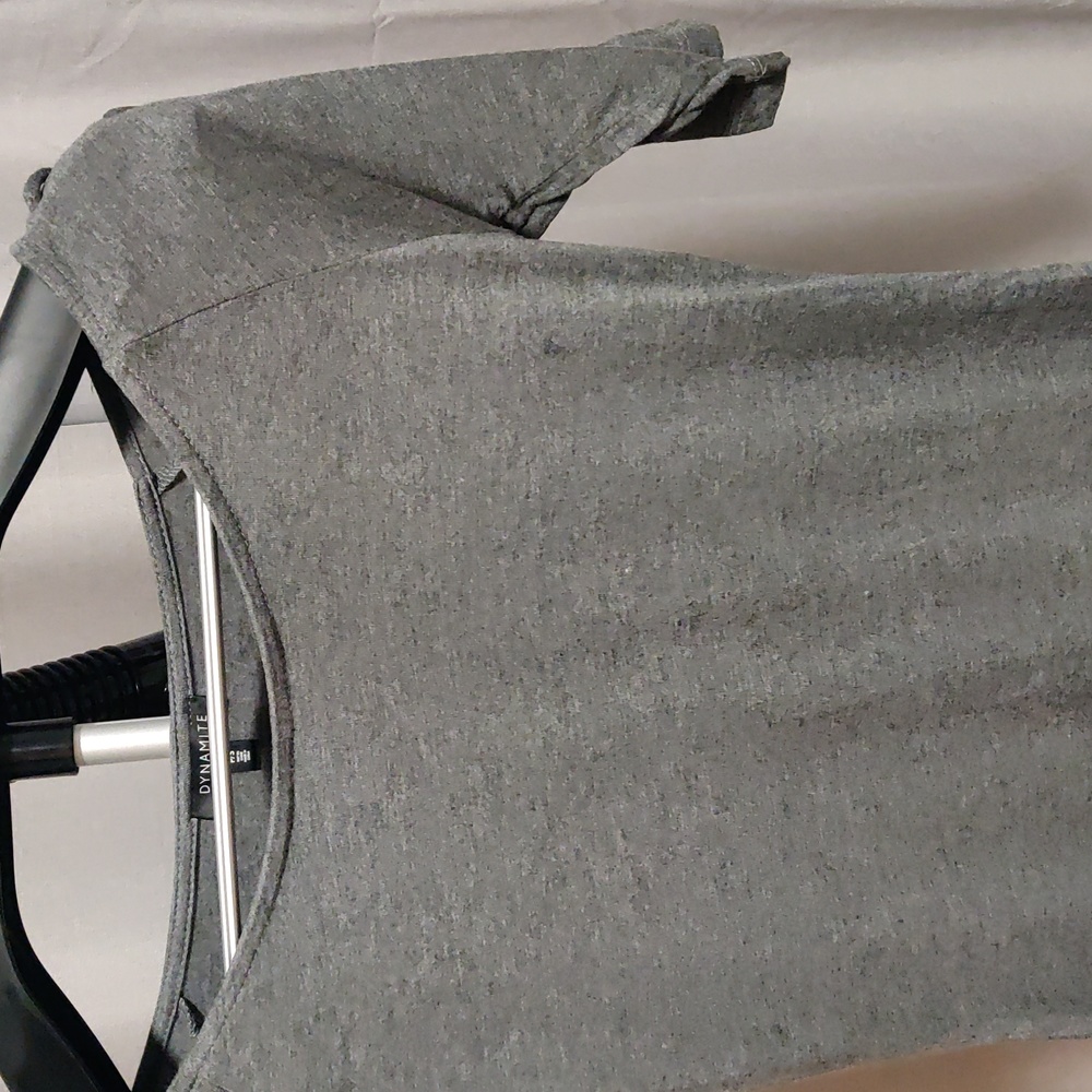 Grey top - Picture 4 of 8